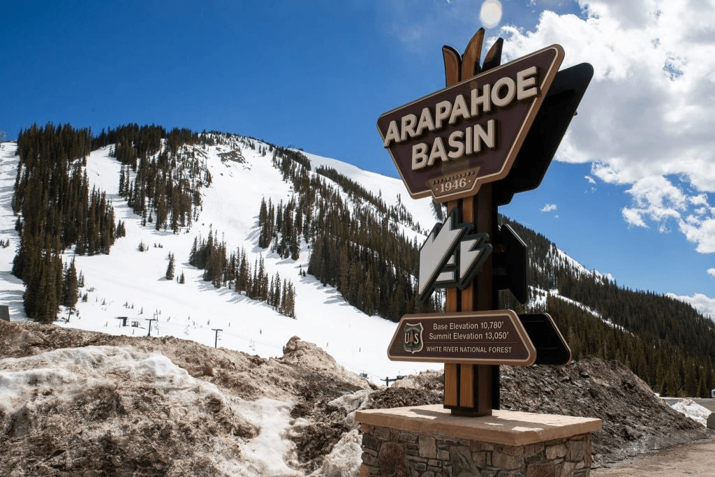 Arapahoe Basin ski resort