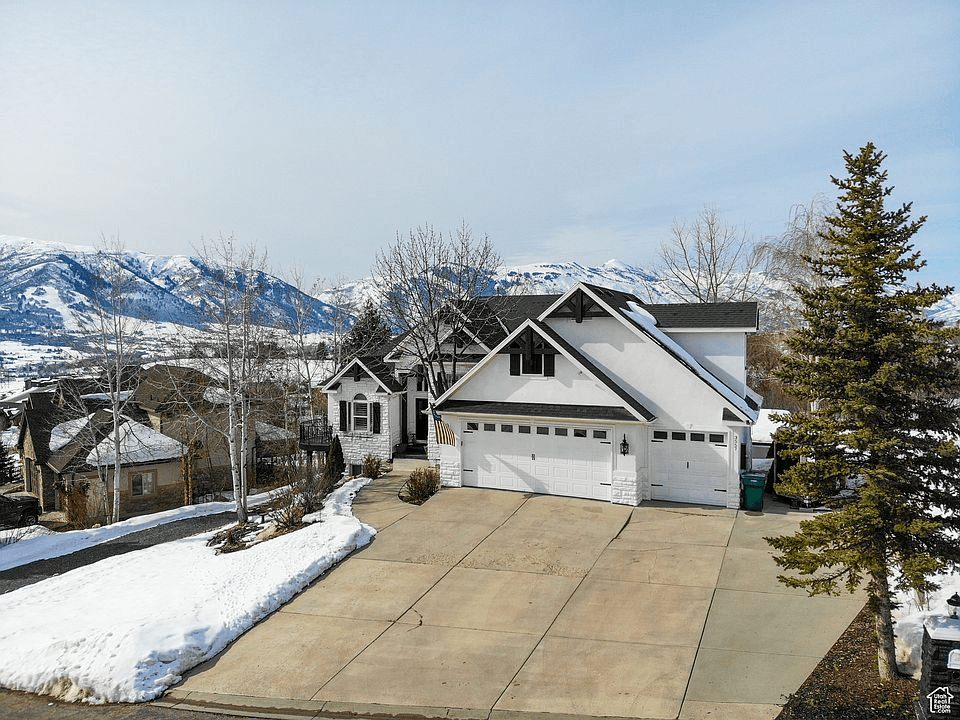 The Ridge – Le Roy ski resort