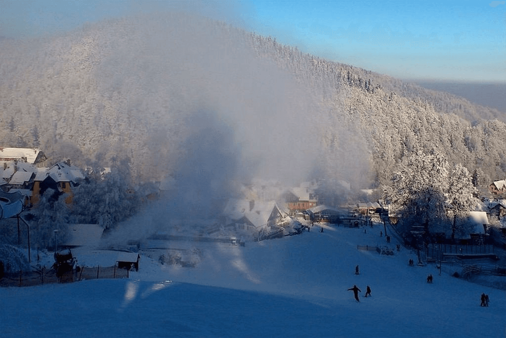 Koziniec – Czarna Góra ski resort
