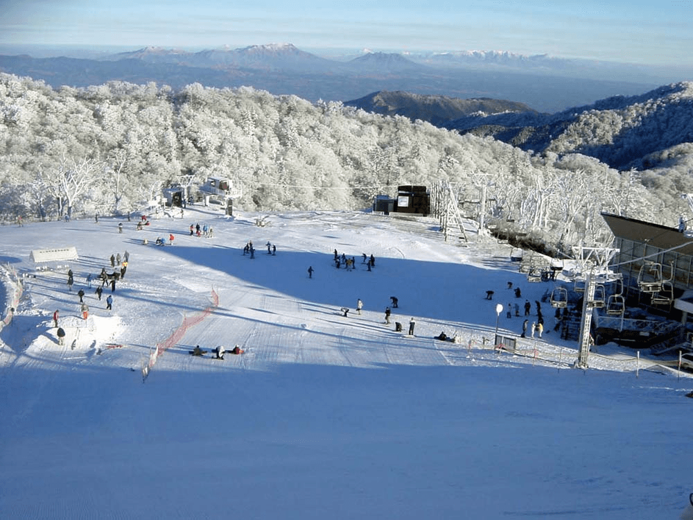 Akoyama ski resort