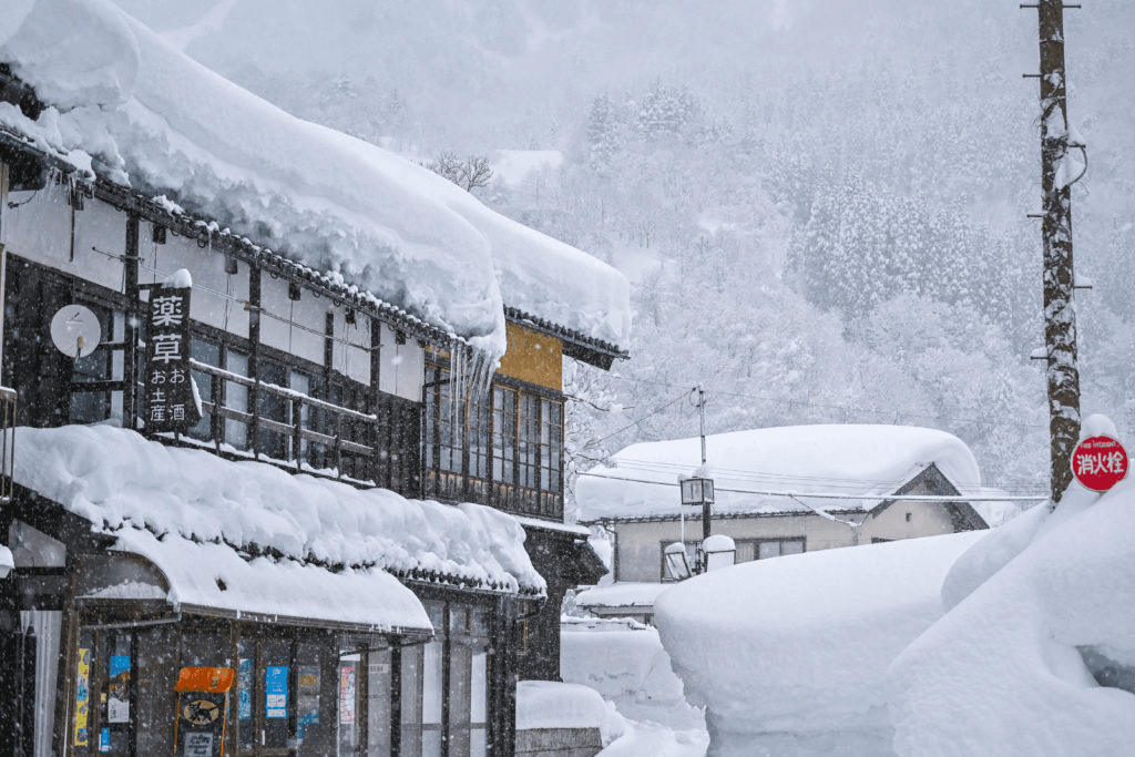 Hakusan Shiramine Onsen ski resort