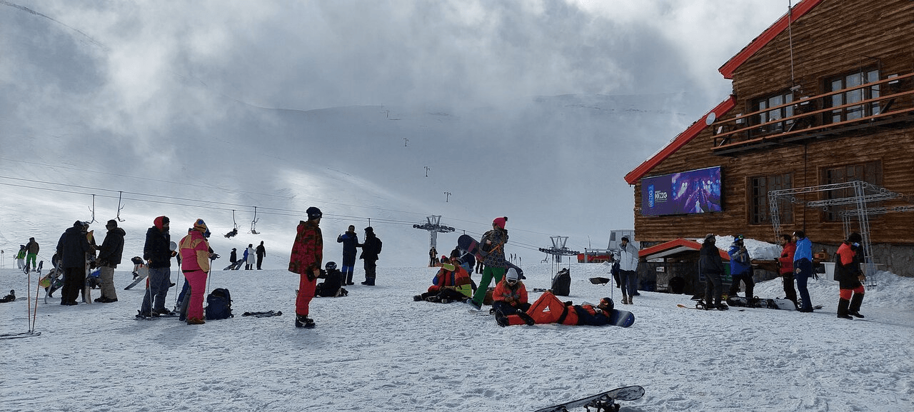 Dizin ski resort