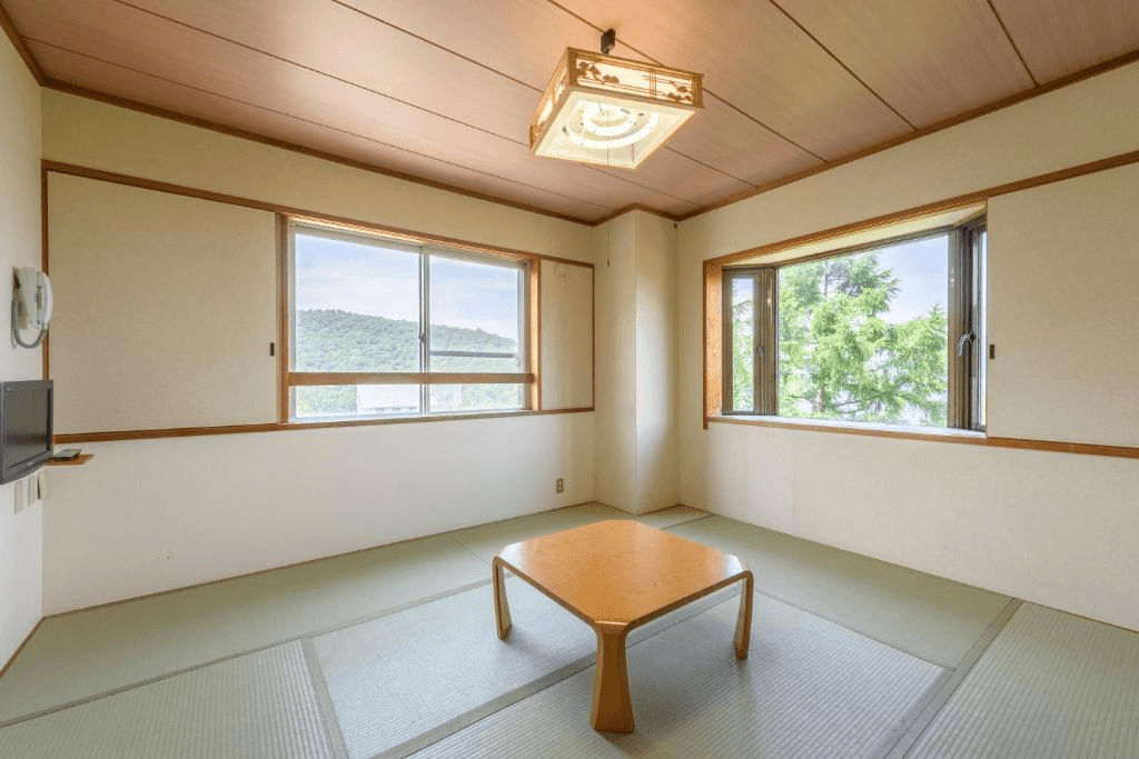 Oze Iwakura ski resort