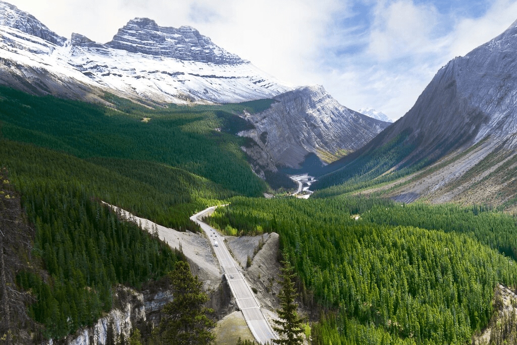 Canadian Mountain Holidays – Valemount ski resort
