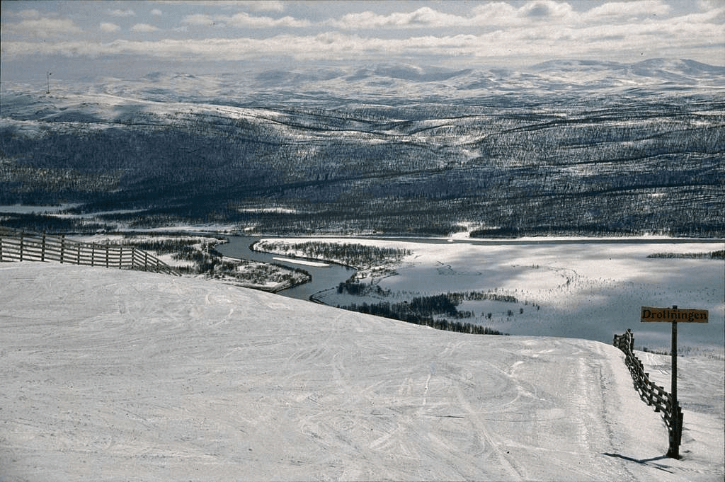 Rinderberg/​Saanerslochgrat/​Horneggli – Zweisimmen/​Saanenmöser/​Schönried/​St. Stephan ski resort